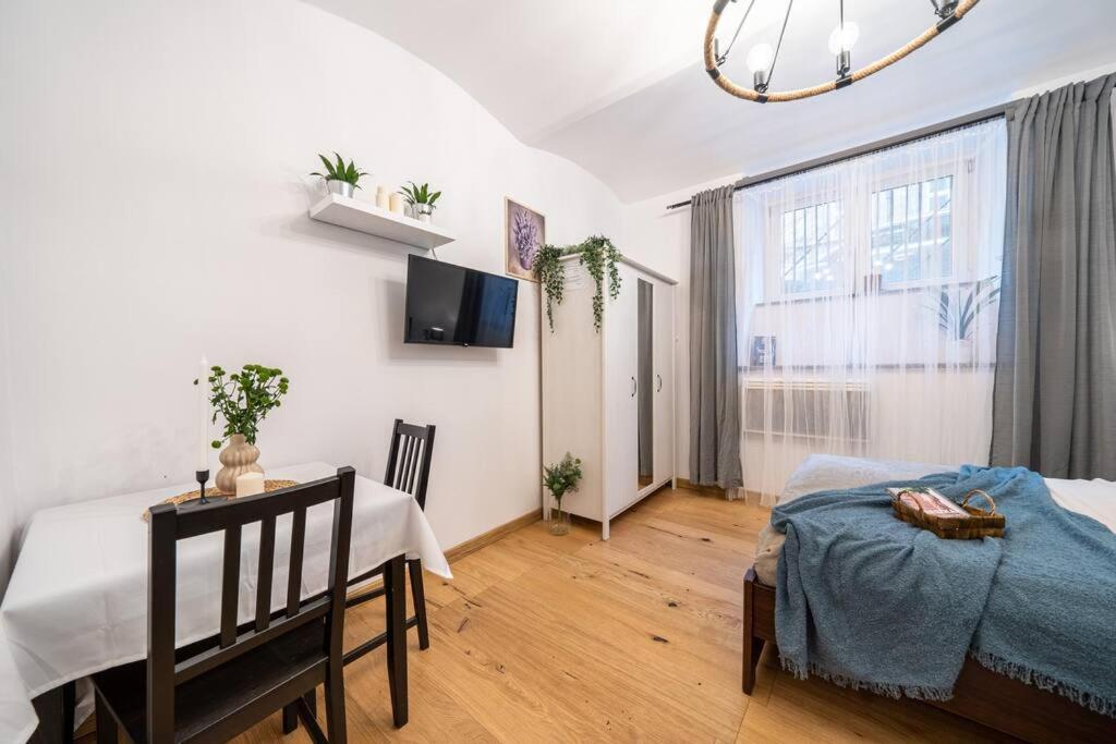 St. Miasto Studio Krakow Luaran gambar